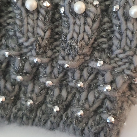 🆕️ Pearl Knit Pom Hat Fleece Lined - Picture 6 of 10